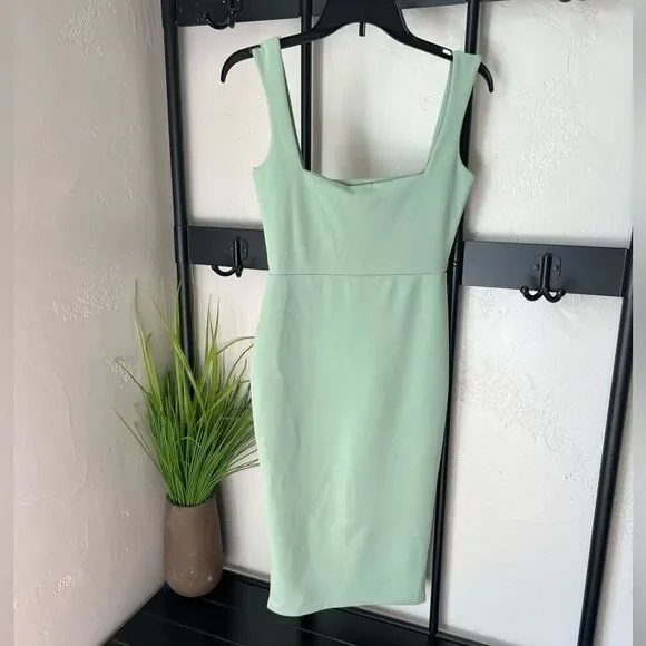 Nasty Gal Square Neck Split Hem Midi Sage Dress Size 4 - Picture 5 of 16